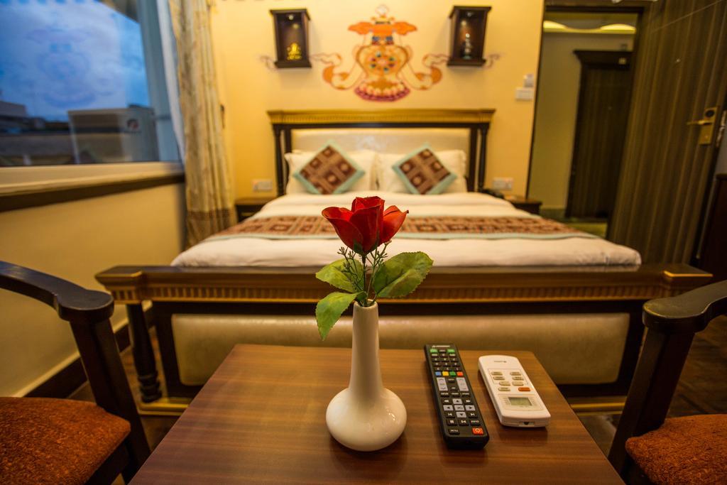 Hotel Encounter Nepal & Spa Kathmandu Exterior photo